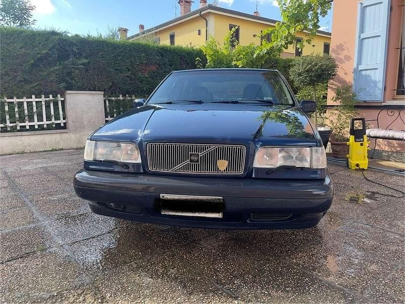 Usata Volvo 850 211 CV (155 kW) 1994 Blu/azzurro Berlina