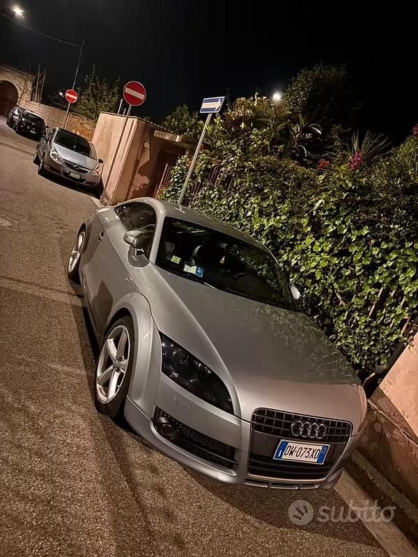 Second-hand Audi TT 160 CP (117 kW) 2009 Coupe