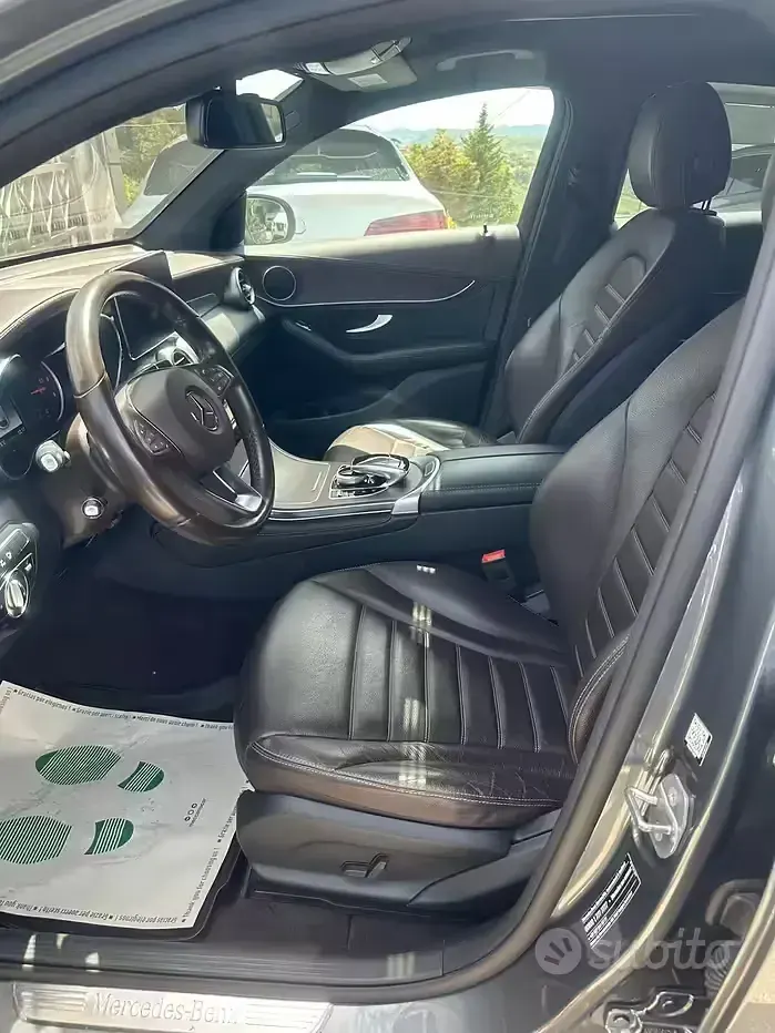 Usata Mercedes GLC250 Premium 204 CV (150 kW) 2019 Grigio SUV
