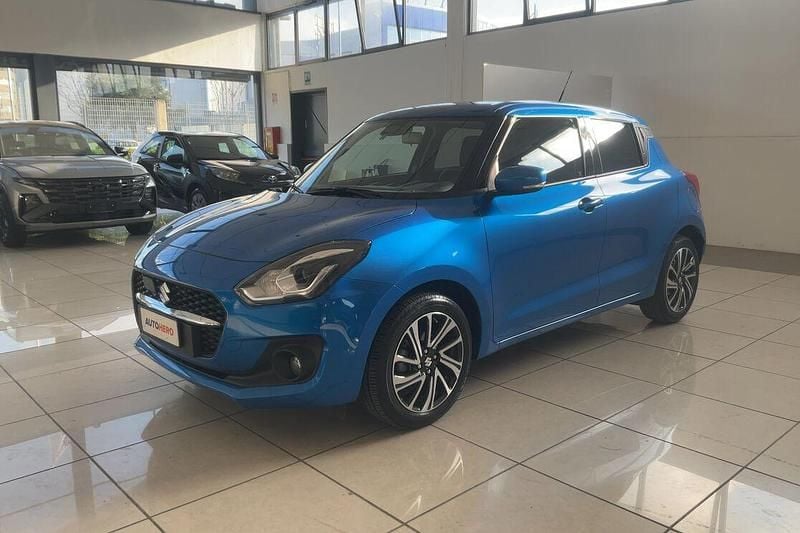 Usata Suzuki Swift 83 CV (61 kW) 2024 Blu Utilitaria