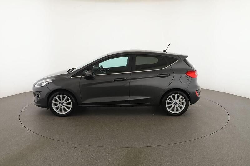 Usata Ford Fiesta Titanium 85 CV (62 kW) 2018 Grigio Utilitaria