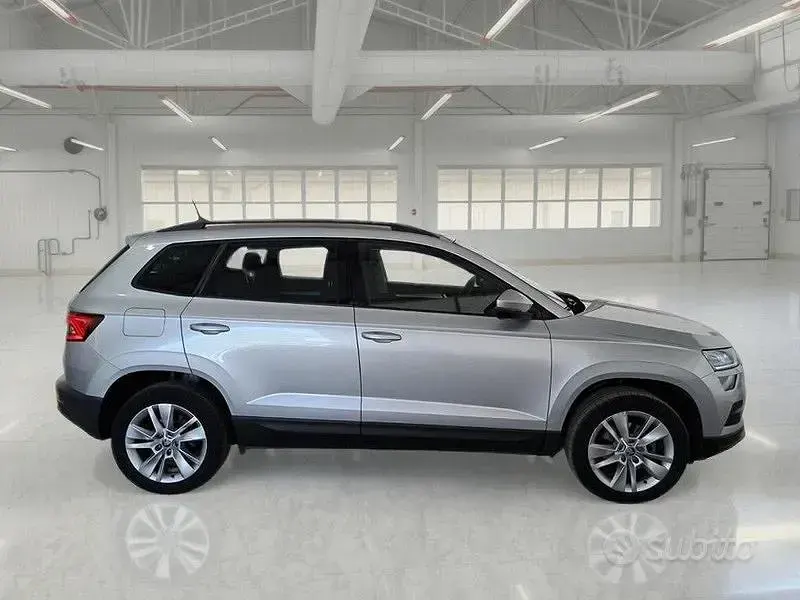 Usata Skoda Karoq 116 CV (85 kW) 2021 Grigio SUV
