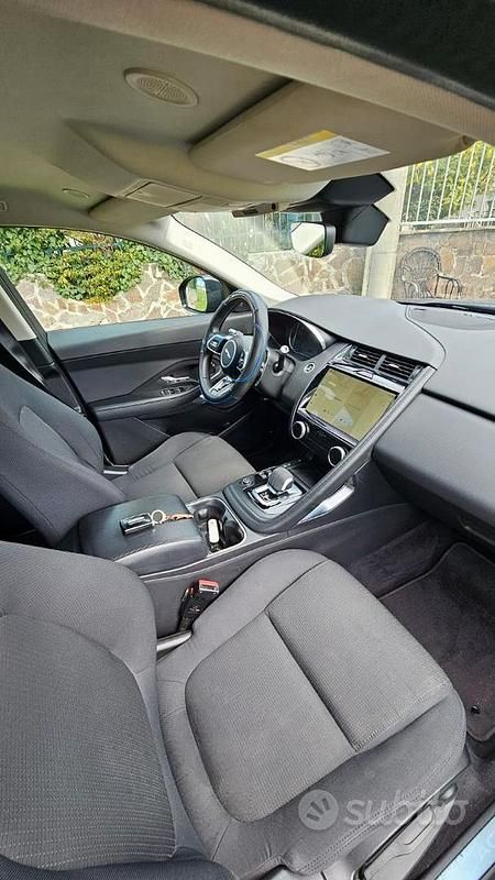 Usata Jaguar E-Pace 163 CV (119 kW) 2021 Blu SUV