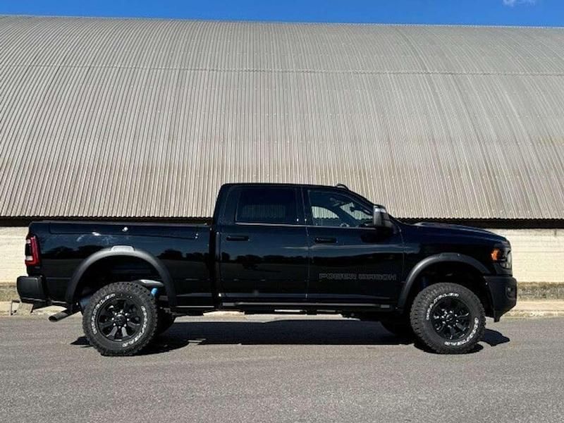 Nuova Dodge Ram 411 CV (302 kW) 2026 Nero Pick-up