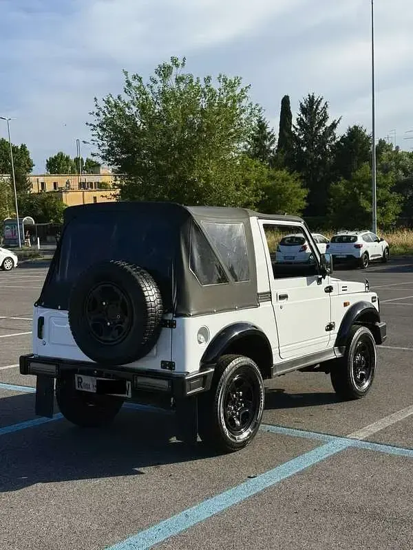Usata Suzuki Samurai 64 CV (47 kW) 1989 Bianco SUV