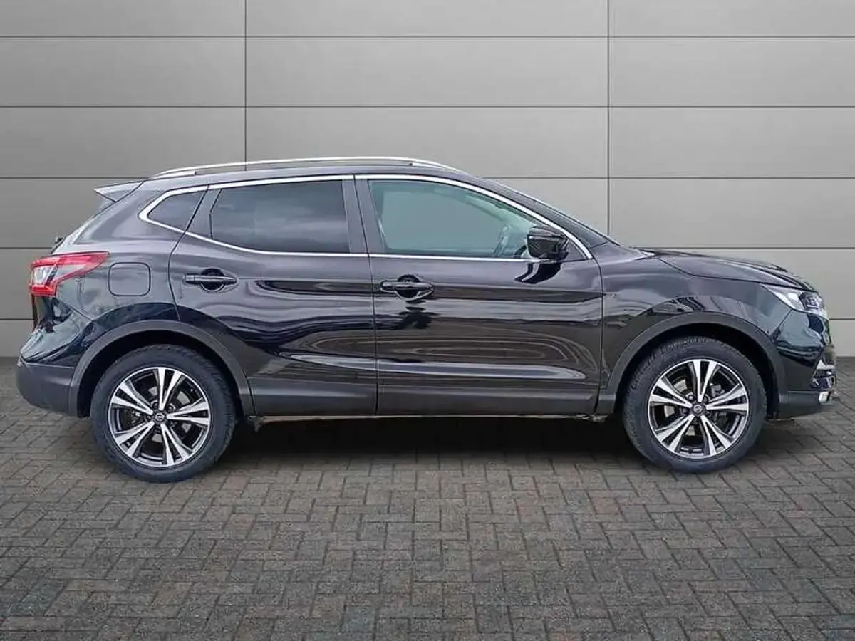 Usata Nissan Qashqai N-Connecta 131 CV (96 kW) 2018 Other SUV