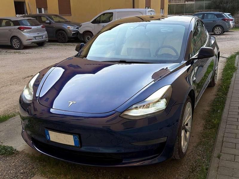 Usata Tesla Model 3 Long Range AWD 366 kW (498 CV) 2021 Blu/azzurro Berlina