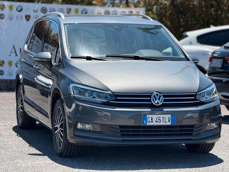 Usata VW Touran Business 150 CV (110 kW) 2020 Grigio Monovolume