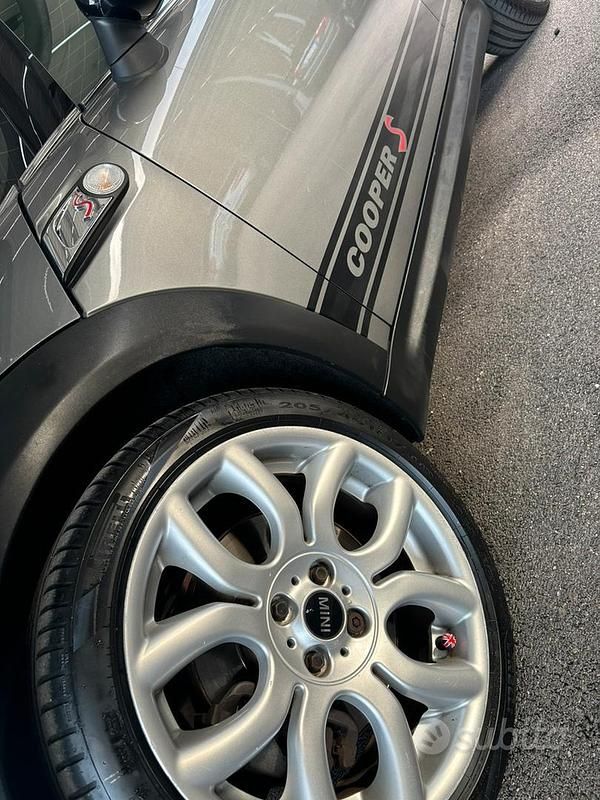 Usata Mini Cooper S 2009 Grigio Utilitaria