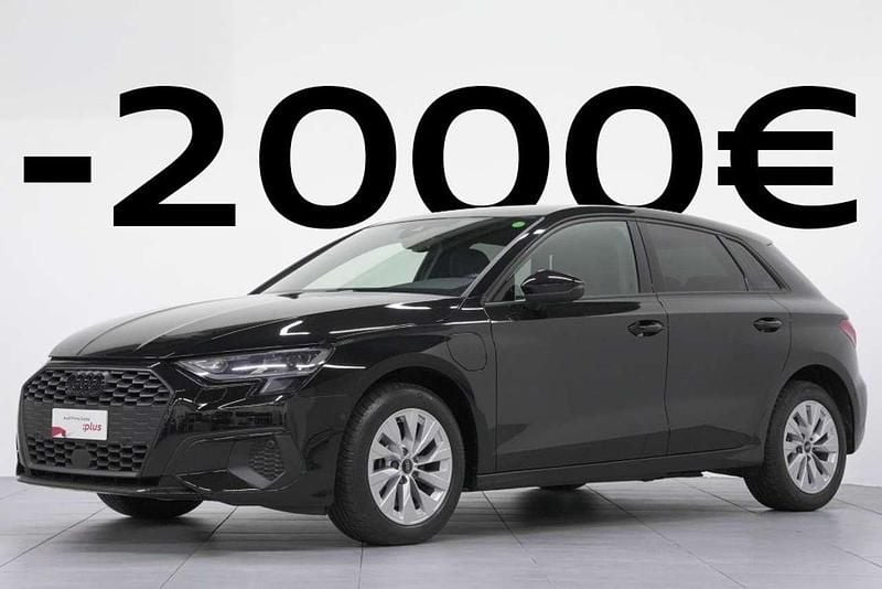 Nero Usata 2022 Audi A3 Business Tre volumi | 27.800 € (Buon prezzo) - Immagine 1/4