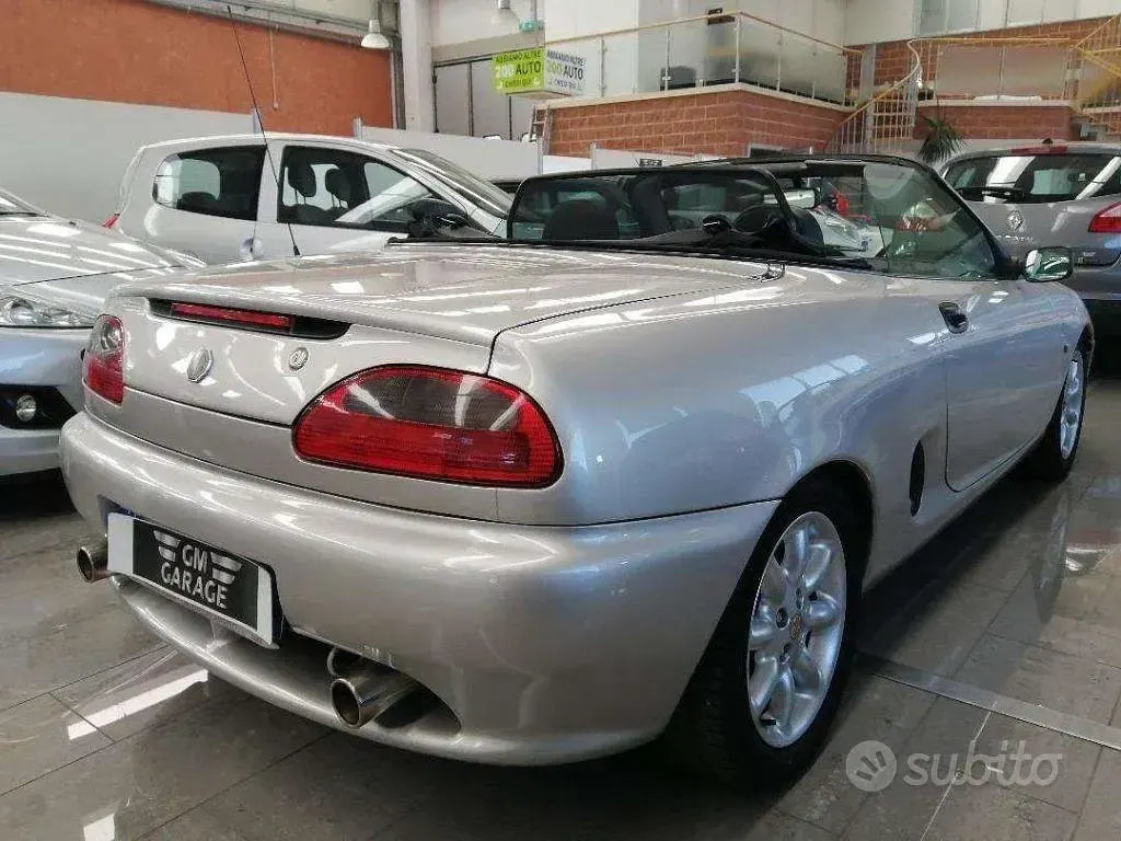 Usata MG F 111 CV (81 kW) 2001 Grigio Cabrio