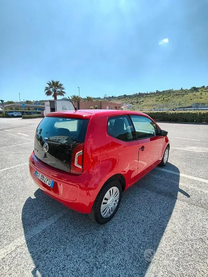 Usata VW up! 68 CV (50 kW) 2014 Utilitaria