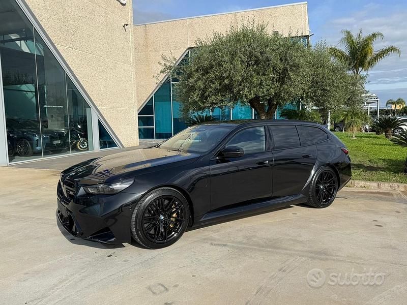 Nero Usata 2025 BMW M5 Station wagon | 149.000 € (Super prezzo) - Immagine 1/4
