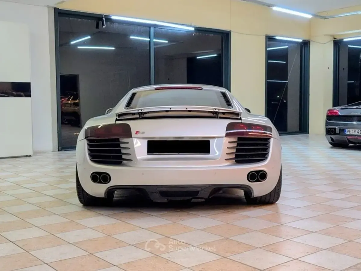 Usata Audi R8 Coupé Ambiente 420 CV (308 kW) 2007 Argento Coupé