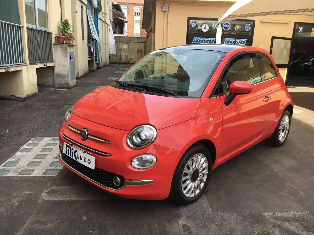 Usata Fiat 500 Lounge 95 CV (69 kW) 2017 Corallo Utilitaria