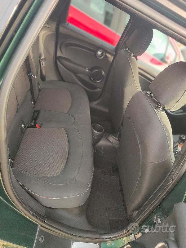 Usata Mini ONE 75 CV (55 kW) 2018 Verde Utilitaria