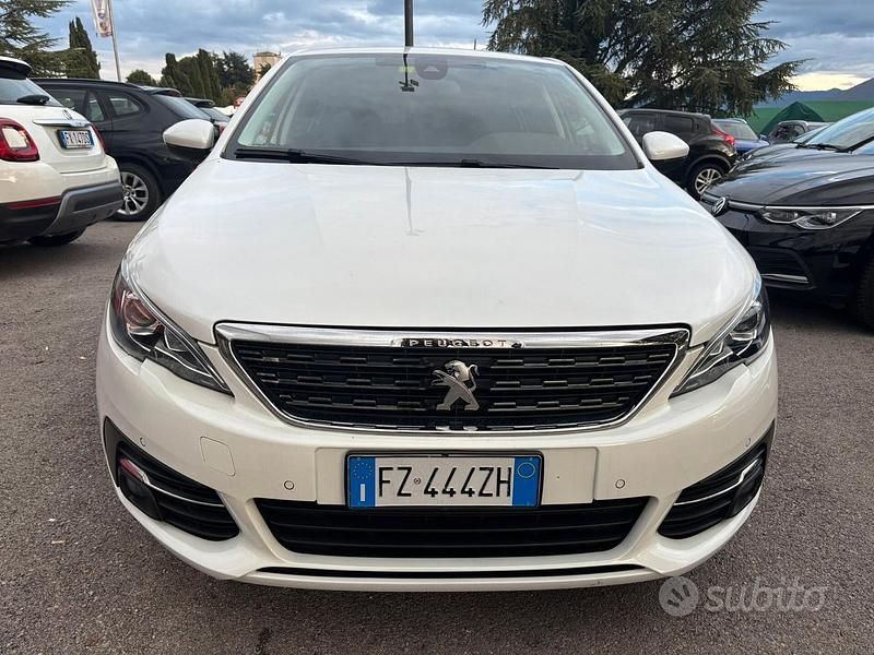 Usata Peugeot 308 Allure 131 CV (96 kW) 2020 Bianco Berlina