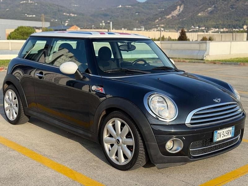 Usata Mini Cooper D Chili 109 CV (80 kW) 2009 Nero Utilitaria