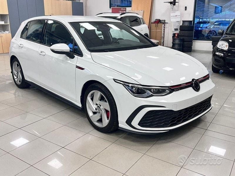 Usata VW Golf VIII GTI 245 CV (180 kW) 2023 Bianco Berlina