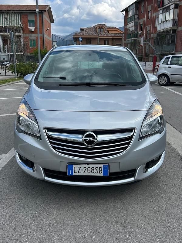 Usata Opel Meriva Cosmo 95 CV (69 kW) 2015 Grigio Monovolume