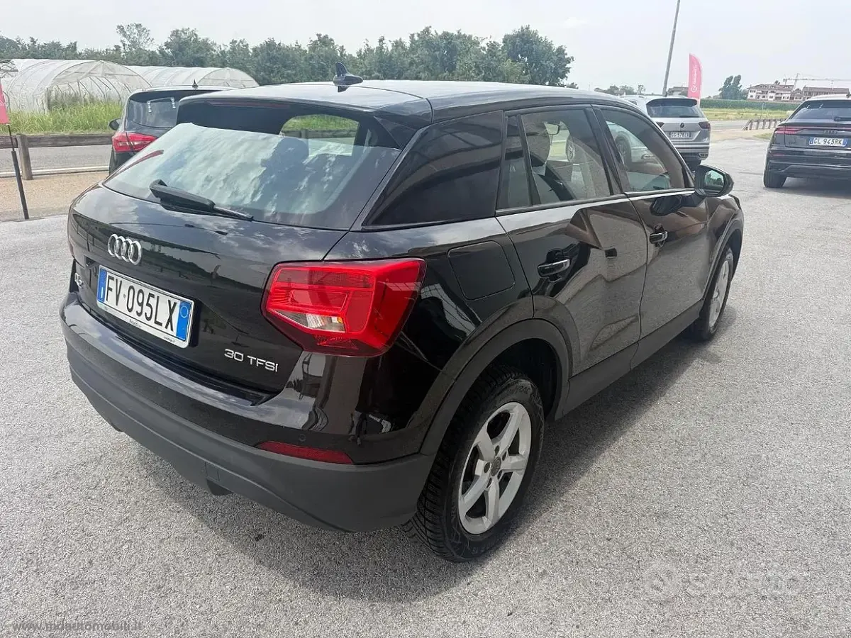 Usata Audi Q2 116 CV (85 kW) 2019 Nero SUV
