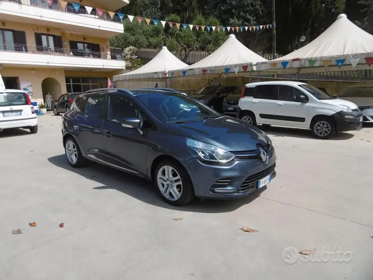 Usata Renault Clio Business 90 CV (66 kW) 2019 Bluazzurro Station wagon