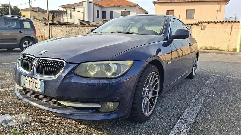 Usata BMW 320 184 CV (135 kW) 2010 Coupé