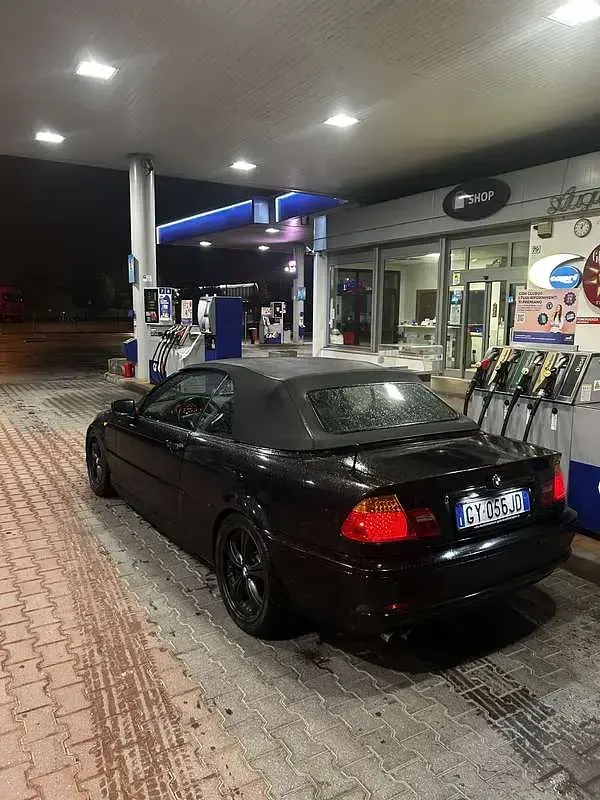 Usata BMW 318 Cabriolet 143 CV (105 kW) 2004 Cabrio