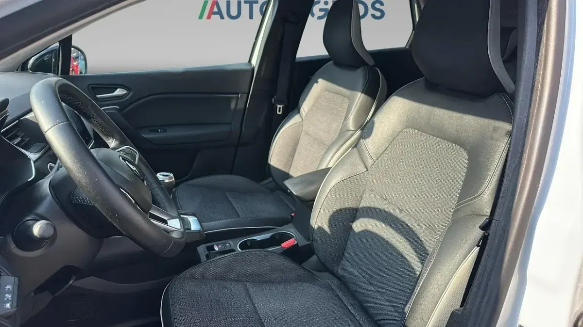 Usata Renault Captur Techno 91 CV (66 kW) 2022 Bianco SUV