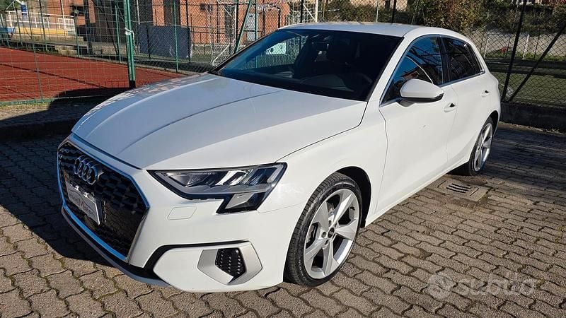 Bianco Usata 2022 Audi A3 S-Line Tre volumi | 24.900 € (Buon prezzo) - Immagine 1/4