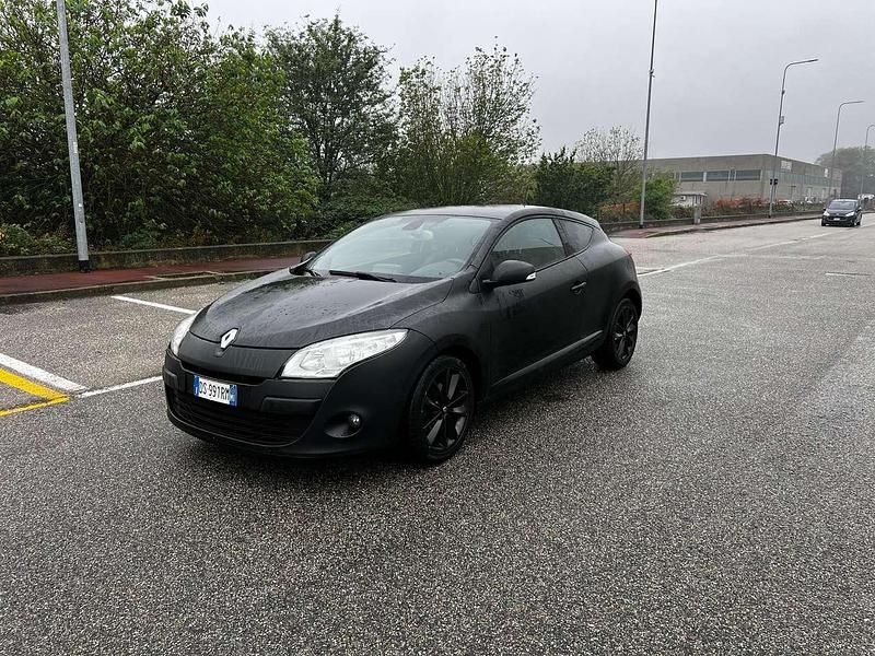 Usata Renault Mégane Dynamique 131 CV (96 kW) 2009 Nero Berlina