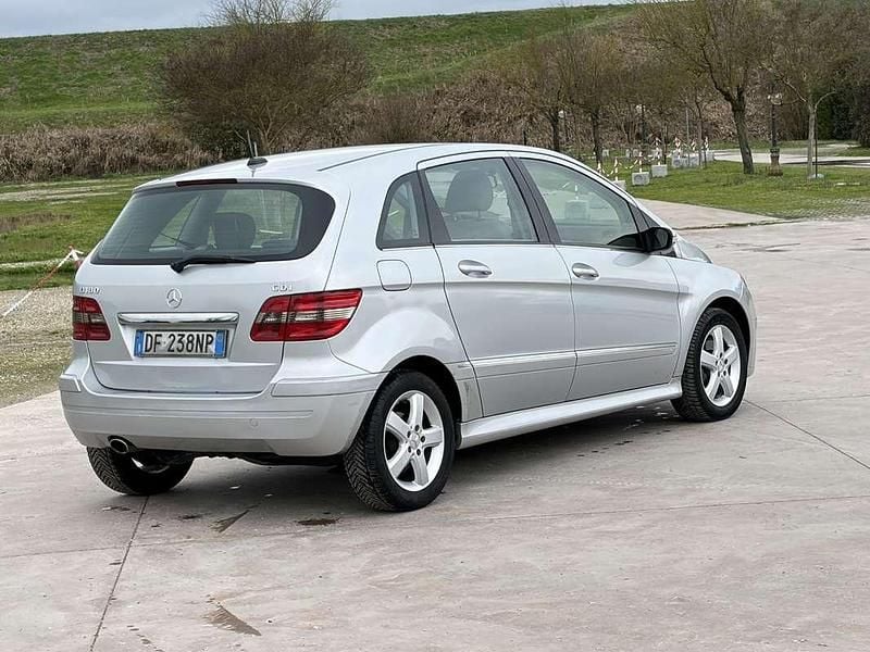Usata Mercedes B180 109 CV (80 kW) 2008 Monovolume