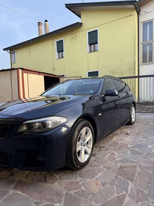 Usata BMW 530 Comfort Edition 245 CV (180 kW) 2010 Station wagon