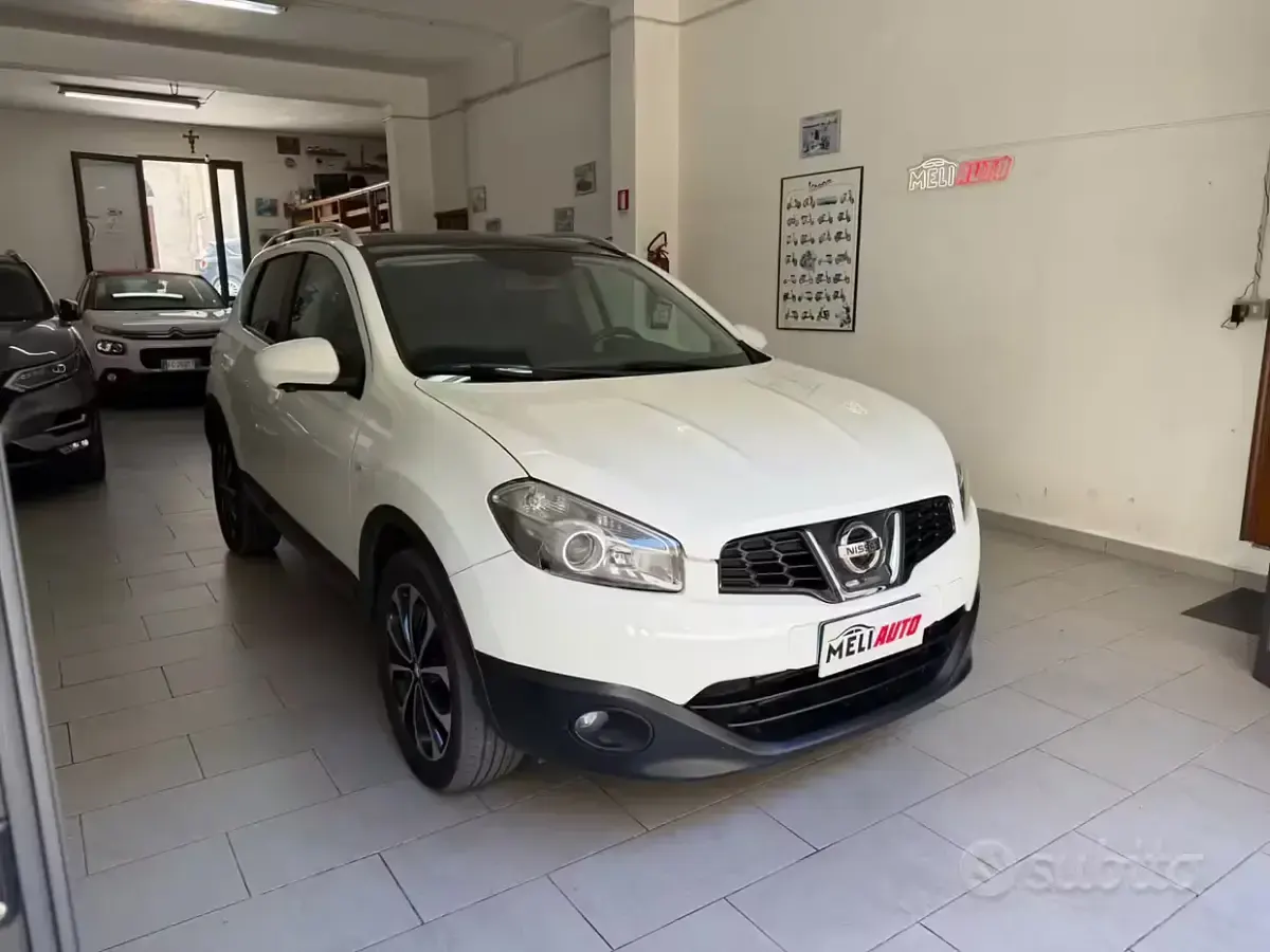 Usata Nissan Qashqai 360º 131 CV (96 kW) 2012 Bianco SUV