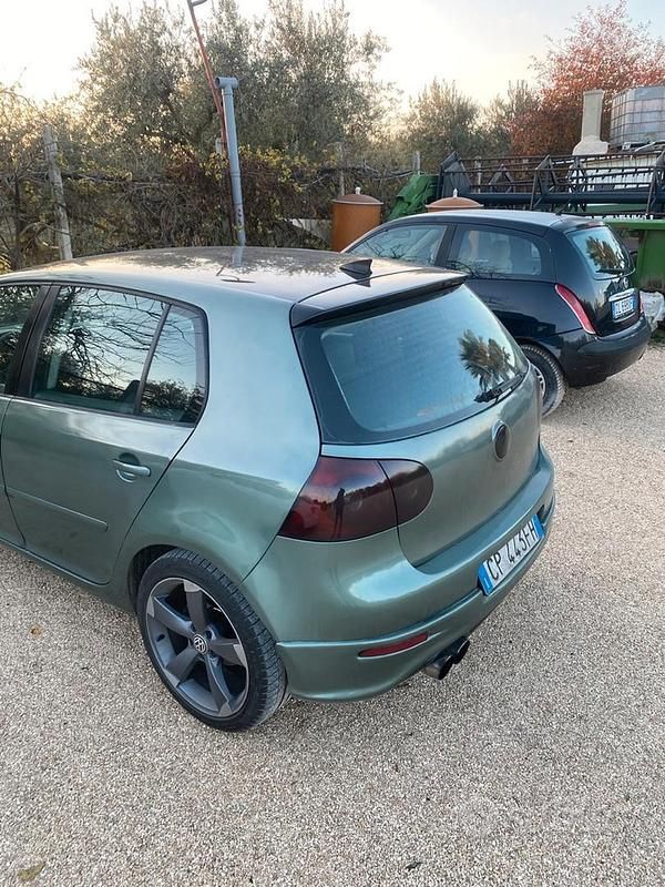 Usata VW Golf IV 105 CV (77 kW) 2003 Grigio Berlina