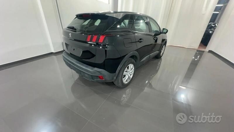 Usata Peugeot 3008 271 CV (199 kW) 2022 Nero SUV