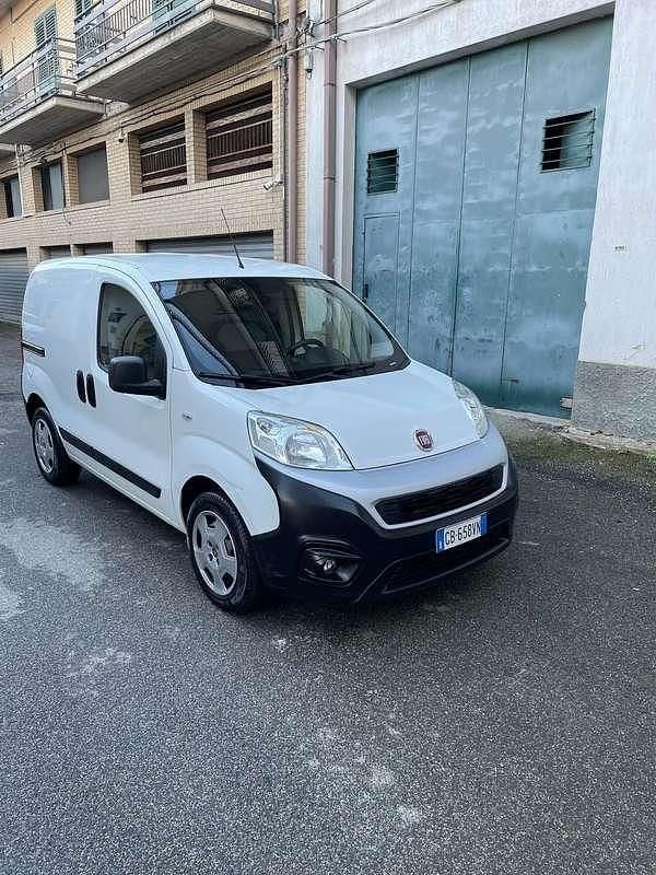 Usata Fiat Fiorino 102 CV (75 kW) 2020 Monovolume
