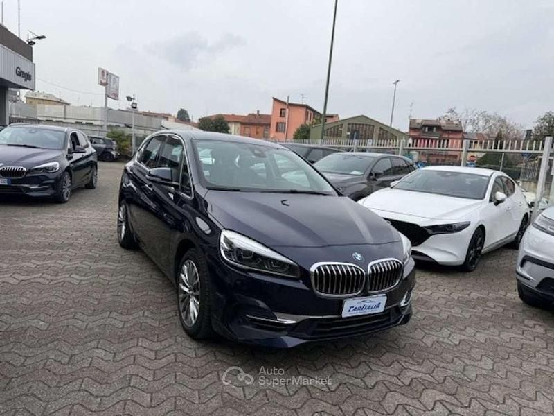 Usata BMW 225 Active Tourer iPerformance 136 CV (100 kW) 2020 Nero Monovolume