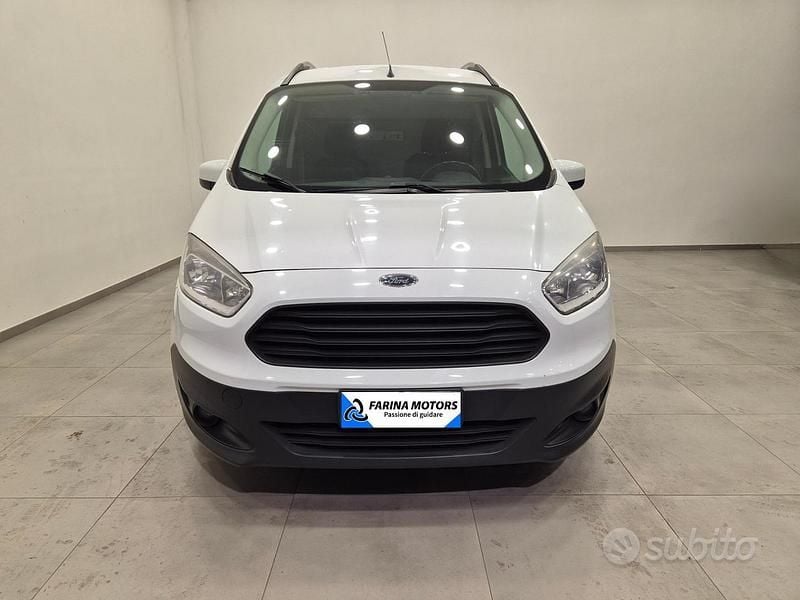 Usata Ford Tourneo Courier 75 CV (55 kW) 2017 Bianco Monovolume