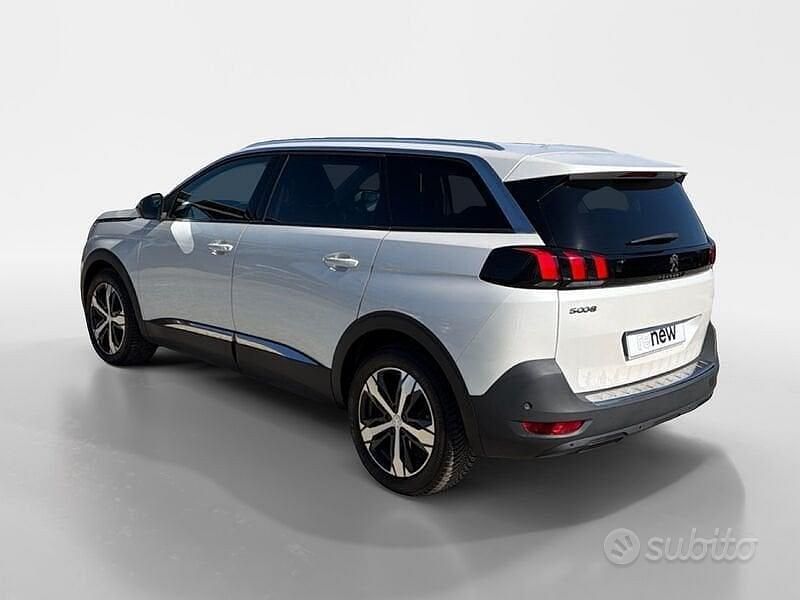 Usata Peugeot 5008 Allure 131 CV (96 kW) 2017 Bianco Monovolume