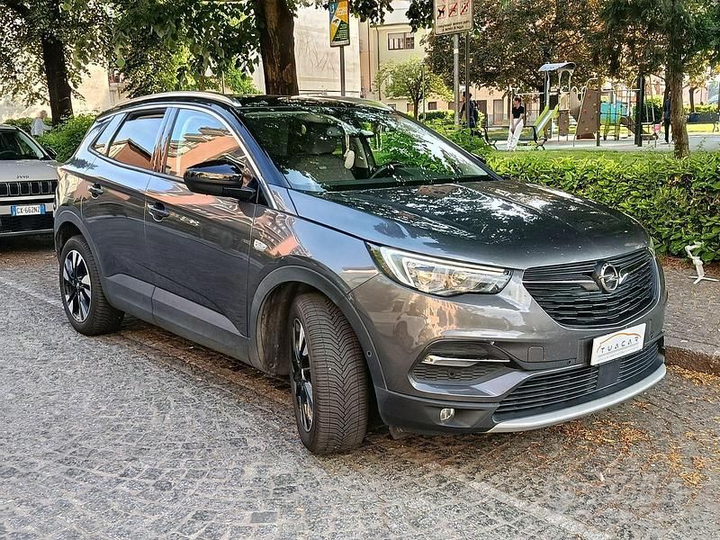Usata Opel Grandland X 131 CV (96 kW) 2020 Grigio SUV