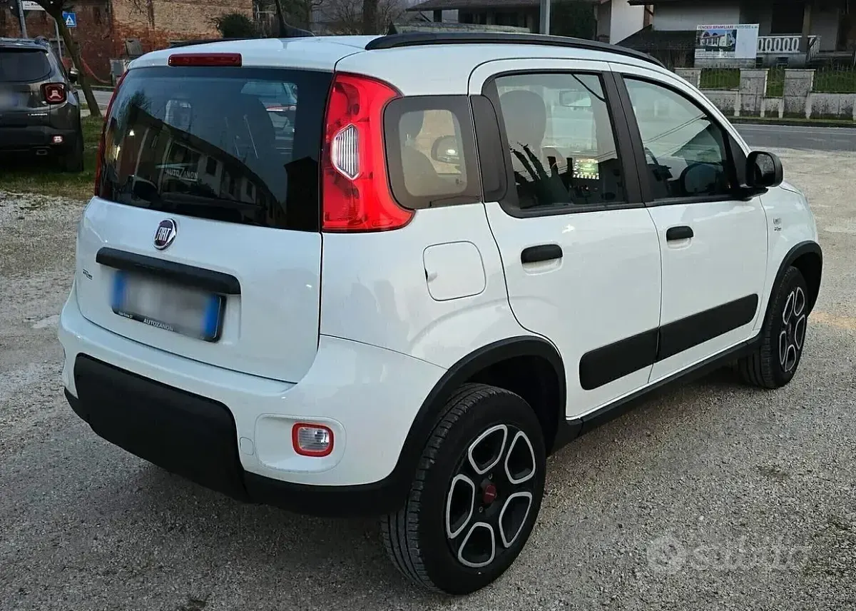 Usata Fiat Panda 80 CV (58 kW) 2021 Bianco Utilitaria