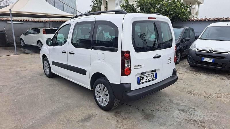 Usata Citroën Berlingo 99 CV (72 kW) 2017 Bianco Monovolume