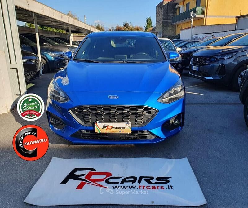 Blu Usata 2019 Ford Focus ST-Line Tre volumi | 17.990 € (Molto cara) - Immagine 1/4