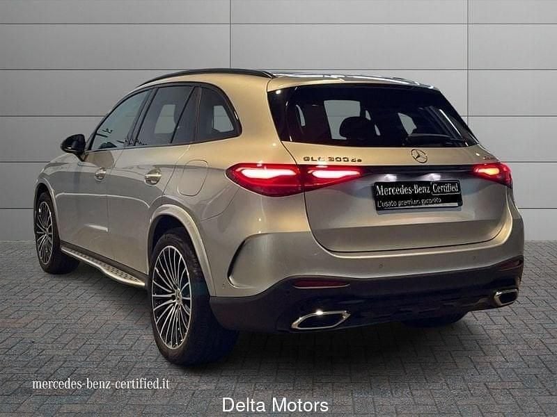 Usata Mercedes GLC300 Advanced 333 CV (244 kW) 2024 Argento SUV