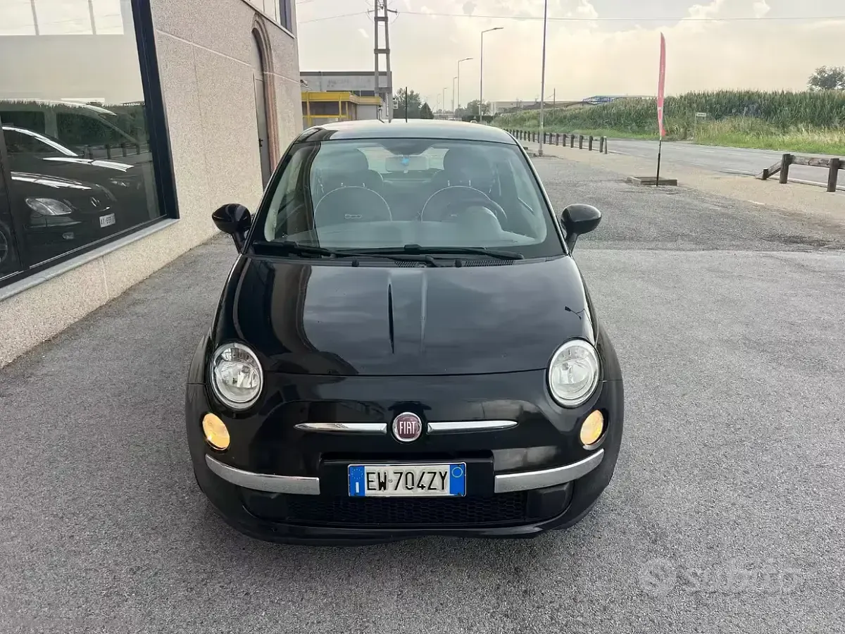 Usata Fiat 500 Lounge 69 CV (50 kW) 2014 Bluazzurro Berlina