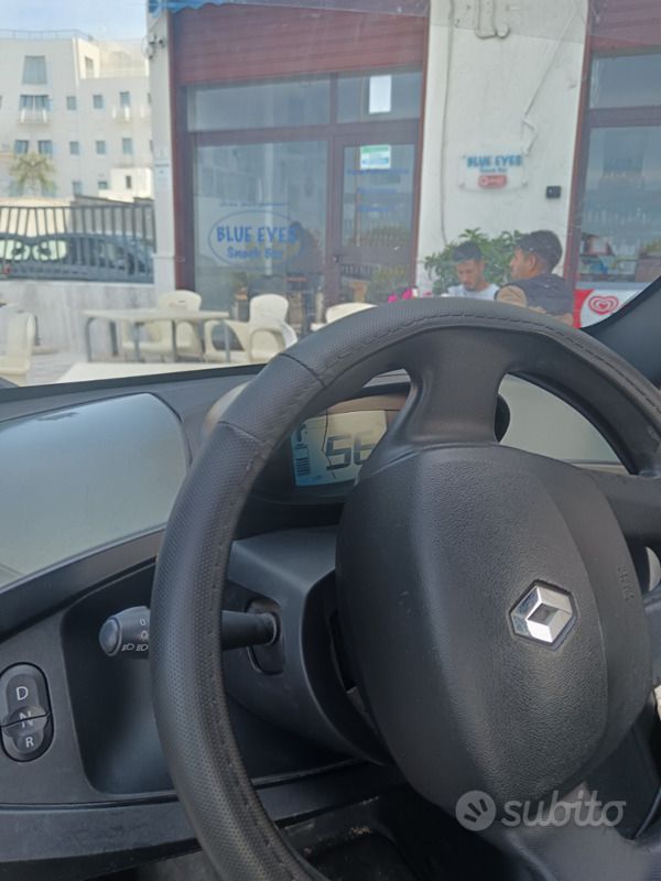 Usata Renault Twizy 12 kW (17 CV) 2012 Nero Utilitaria