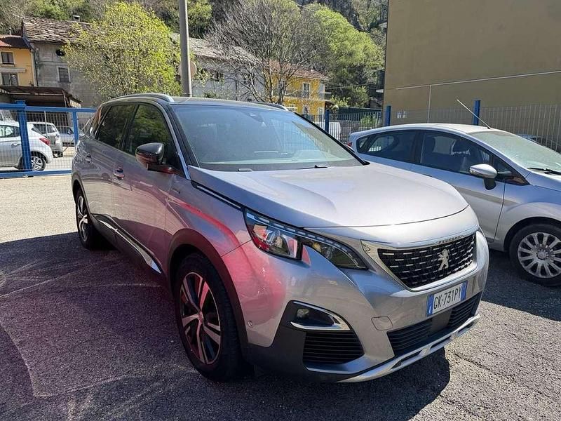 Usata Peugeot 5008 GT-line 131 CV (96 kW) 2019 Argento SUV