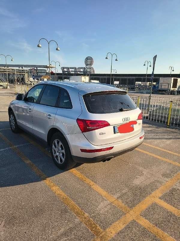 Usata Audi Q5 Ambiente 170 CV (125 kW) 2010 Grigio SUV