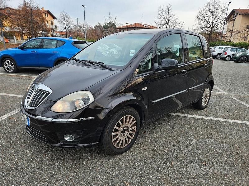 Nero Usata 2011 Lancia Musa Monovolume | 1800 € (Super prezzo) - Immagine 1/4